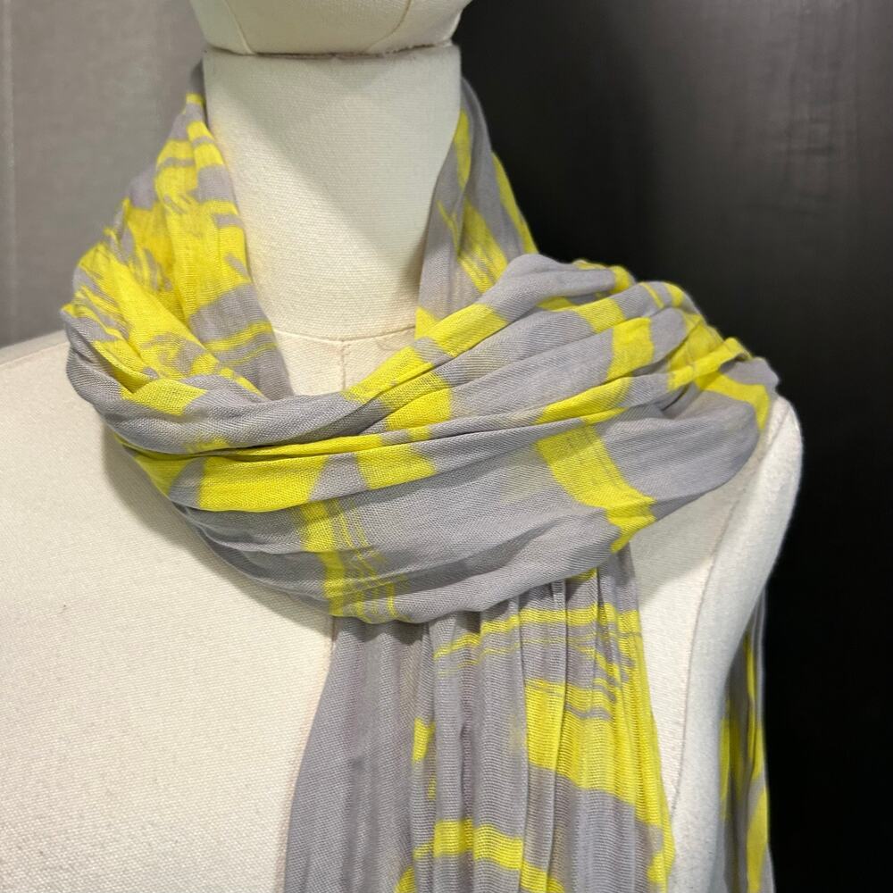 Banana Republic Scarf Gray Neon Yellow Sheer Tropical Casual Cottage Y2K Boho